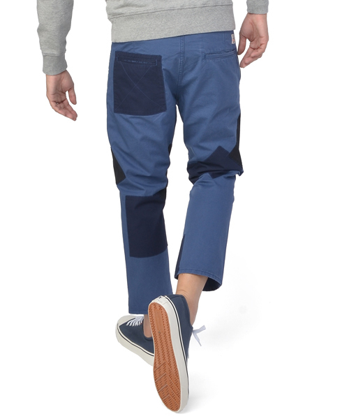 R.NEWBOLD（アールニューボールド）の「OLD&NEW/PATCHWORK CHINO TR/145000（その他パンツ・メンズ・ベージュ系その他/ブルー・LARGE/X-LARGE/MEDIUM/SMALL）」の3枚目の写真