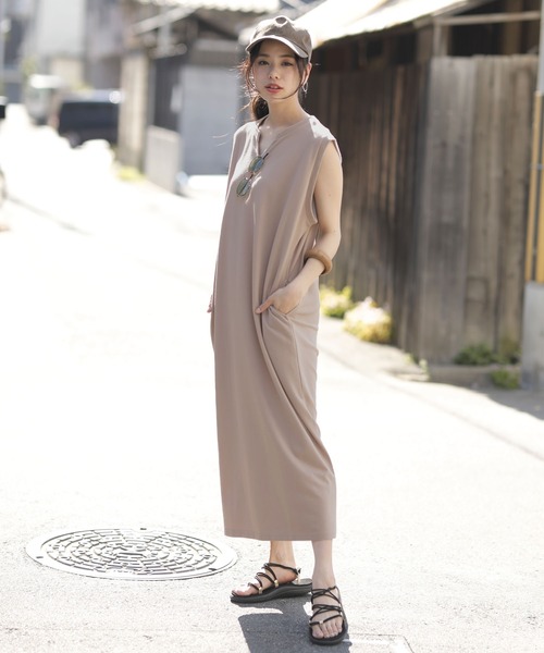 Girly Doll(ガーリードール)の「ノースリーブ ロングワンピース(ワンピース・レディース・グレー/ホワイト/グレー系その他/ホワイト系その他/ブラック/ブラック系その他/グレイッシュベージュ/ベージュ系その他・M/L)」の20枚目の写真