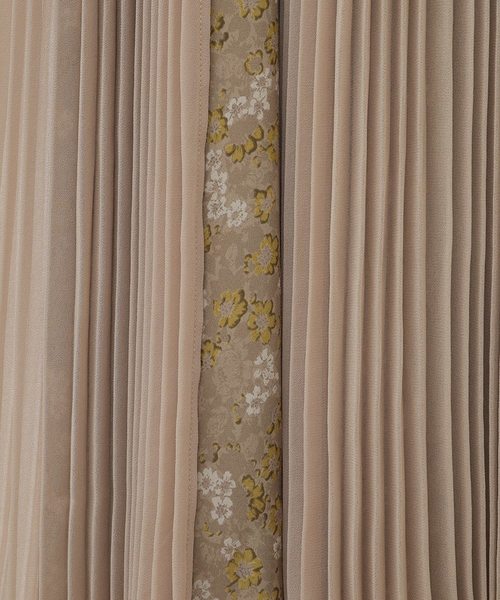 CLANE(クラネ)の「【CLANE(クラネ)】クラウドフラワーワンピース(ワンピース・レディース・ブラック/ベージュ/ホワイト・1/2)」の14枚目の写真