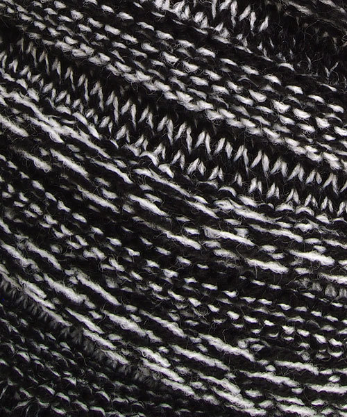 TopIsm（トップイズム）の「ユニセックス つば付き無地ニットキャップ（ニットキャップ/ビーニー・メンズ・ブラック/ネイビー/ブラック×ホワイト/チャコール/ライトベージュ/ワイン/ホワイト/杢グレー/チャコールグレー/グリーン・F）」の11枚目の写真