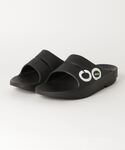 OOFOS(ウーフォス)の「シューズ(サンダル)」