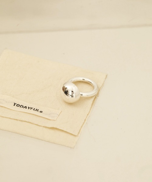 TODAYFUL（トゥデイフル）の「ボリュームボールリング（リング・レディース・シルバー・#11/#13）」の2枚目の写真