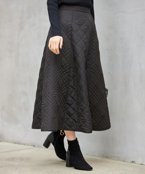 れい様OBLI オブリ 黒 キルティング フレアスカート れい様OBLI オブリ 黒 キルティング フレアスカート キルティング