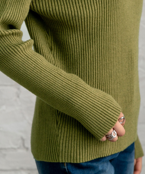 Newlyme（ニューリーミー）の「タートルネックリブニットプルオーバー（ニット/セーター・レディース・ブラック/ベージュ/パープル/グリーン/アイボリー/ボルドー/キャメル/ブラウン/セージグリーン/ブルー・MEDIUM/LARGE/X-LARGE/SMALL）」の21枚目の写真