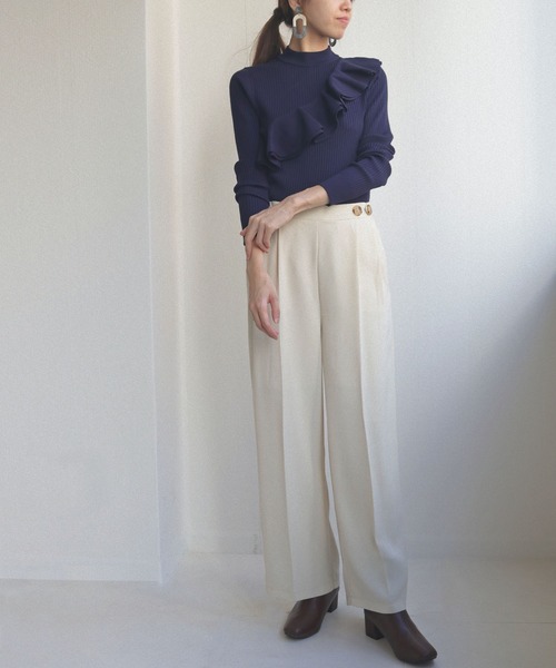 cheriella（シェリエラ）の「【cheriella】プチハイネックラッフルフリルリブニット（ニット/セーター・レディース・ブラック/ピンク/アイボリー/ラベンダー/ダークブルー・M）」の14枚目の写真