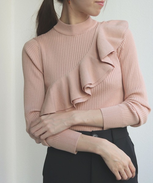 cheriella（シェリエラ）の「【cheriella】プチハイネックラッフルフリルリブニット（ニット/セーター・レディース・ブラック/ピンク/アイボリー/ラベンダー/ダークブルー・M）」の20枚目の写真