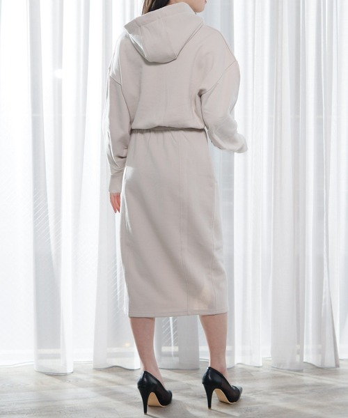 LIPSERVICE（リップサービス）の「ブラウジングパーカーワンピース（ワンピース・レディース・ブラック/ベージュ/アイボリー・S/M）」の5枚目の写真