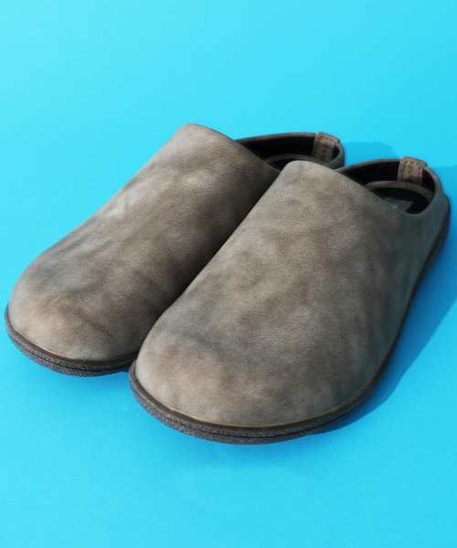 8(eight)(エイト)の「スリッポンサンダル(スリッポン・メンズ・チャコールグレー/ブラック/キャメル・LARGE/X-LARGE/MEDIUM)」の1枚目の写真