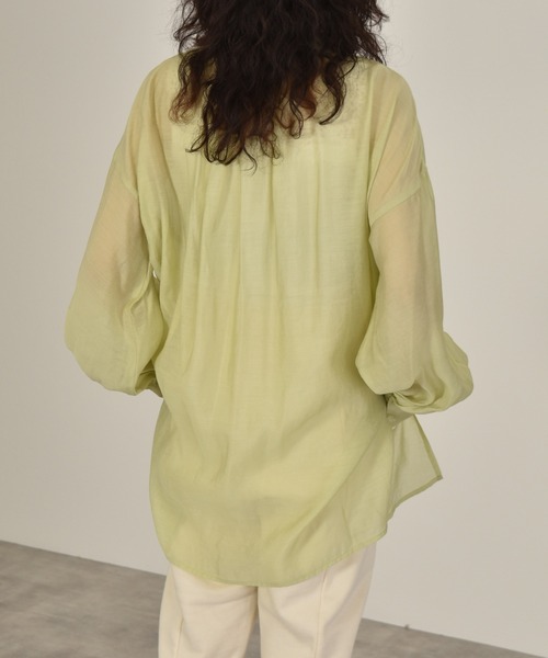 w closet（ダブルクローゼット）の「ボリューム袖シアーチャイナシャツ（シャツ/ブラウス・レディース・オレンジ/アイボリー/ライム・FREE）」の7枚目の写真