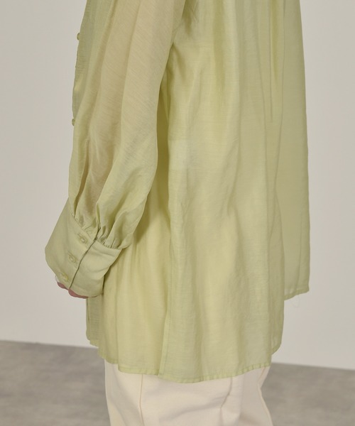 w closet（ダブルクローゼット）の「ボリューム袖シアーチャイナシャツ（シャツ/ブラウス・レディース・オレンジ/アイボリー/ライム・FREE）」の21枚目の写真