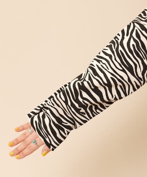 SHENERY（シーナリー）の「ゼブラプリントジャケット（ブルゾン・レディース・オフホワイト/グリーン・FREE）」の14枚目の写真