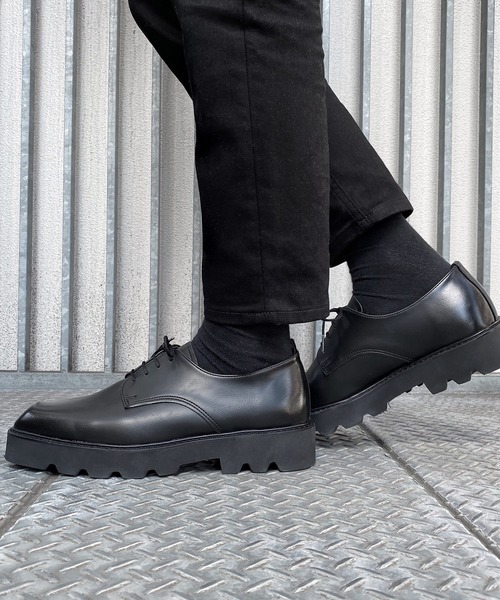 Figments(フィグメンツ)の「スクエアトゥシューズ(ドレスシューズ・メンズ・ブラック・MEDIUM/LARGE/SMALL)」の1枚目の写真