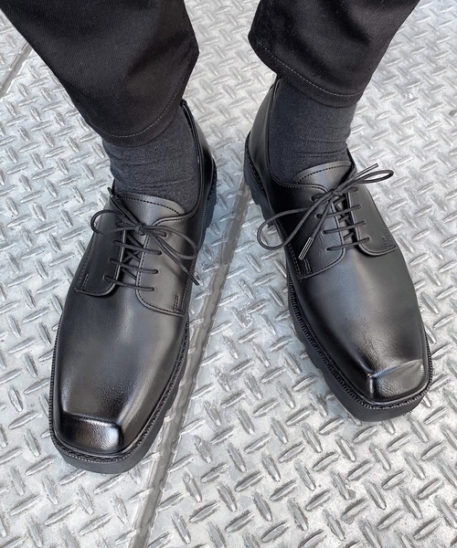Figments(フィグメンツ)の「スクエアトゥシューズ(ドレスシューズ・メンズ・ブラック・MEDIUM/LARGE/SMALL)」の3枚目の写真