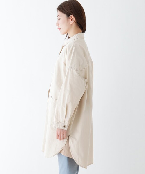 SHOO・LA・RUE(シューラルー)の「◆ポケットつきカバーオール(ミリタリージャケット・レディース・ライトブルー/カーキ/ライトベージュ・02/03/04)」の5枚目の写真