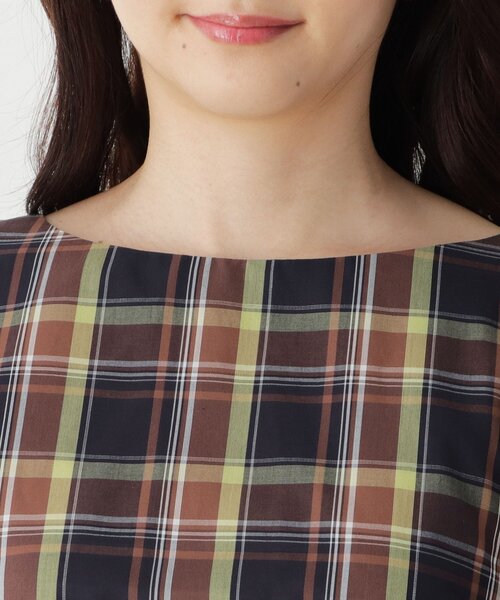 pink adobe(ピンクアドベ)の「◆【M-3L】ブロード袖タック ブラウス(シャツ/ブラウス・レディース・オフホワイト/ブラック系1/ネイビー系1/ネイビー系2・44/40/38/42)」の8枚目の写真