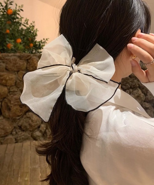 CEMONEMO(セモネモ)の「パイピング シアーシュシュ(シュシュ・レディース・ブラック/グレー/ブラウン/コーラル/アイボリー・FREE)」の2枚目の写真