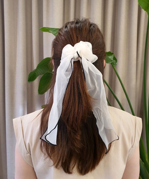 CEMONEMO(セモネモ)の「パイピング シアーシュシュ(シュシュ・レディース・ブラック/グレー/ブラウン/コーラル/アイボリー・FREE)」の15枚目の写真