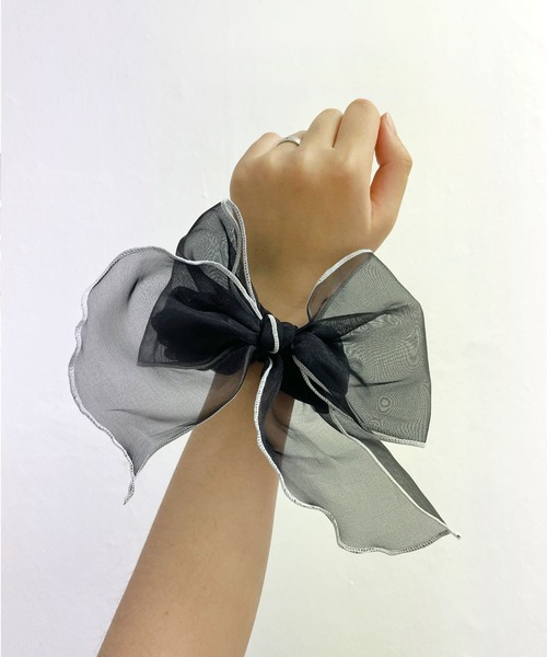 CEMONEMO(セモネモ)の「パイピング シアーシュシュ(シュシュ・レディース・ブラック/グレー/ブラウン/コーラル/アイボリー・FREE)」の7枚目の写真