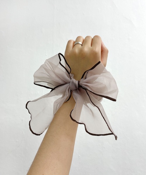 CEMONEMO(セモネモ)の「パイピング シアーシュシュ(シュシュ・レディース・ブラック/グレー/ブラウン/コーラル/アイボリー・FREE)」の8枚目の写真