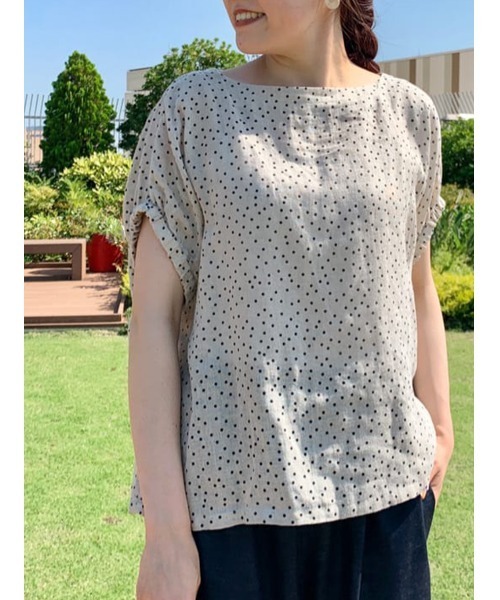 BEARDSLEY（ビアズリー）の「ドットプリント麻ブラウス（シャツ/ブラウス・レディース・ホワイト/ブラック・FREE）」の2枚目の写真