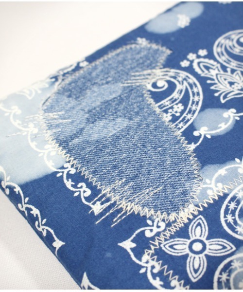 JAPAN BLUE JEANS（ジャパンブルージーンズ）の「クラッチバッグ (L) / インディゴパッチワーク（クラッチバッグ・メンズ・ライトインディゴブルー・L）」の3枚目の写真