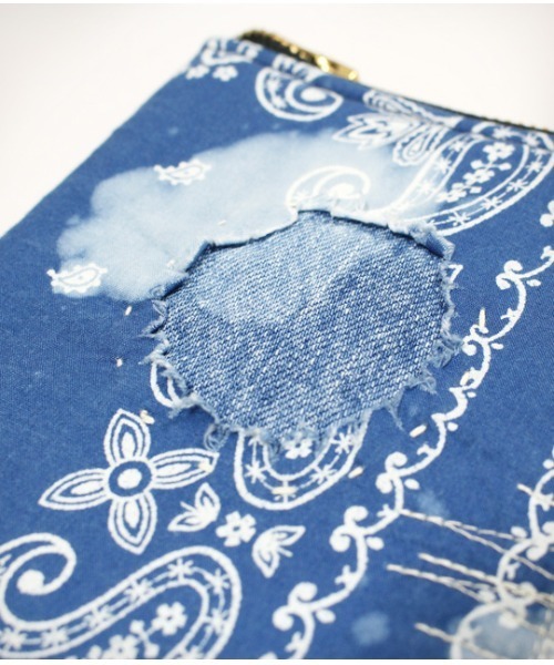 JAPAN BLUE JEANS（ジャパンブルージーンズ）の「クラッチバッグ (L) / インディゴパッチワーク（クラッチバッグ・メンズ・ライトインディゴブルー・L）」の4枚目の写真