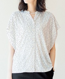Live in comfort | リブ　イン　コンフォート　きちんと見えて伸びやかでらくちん！ドット柄ブラウス(シャツ/ブラウス)