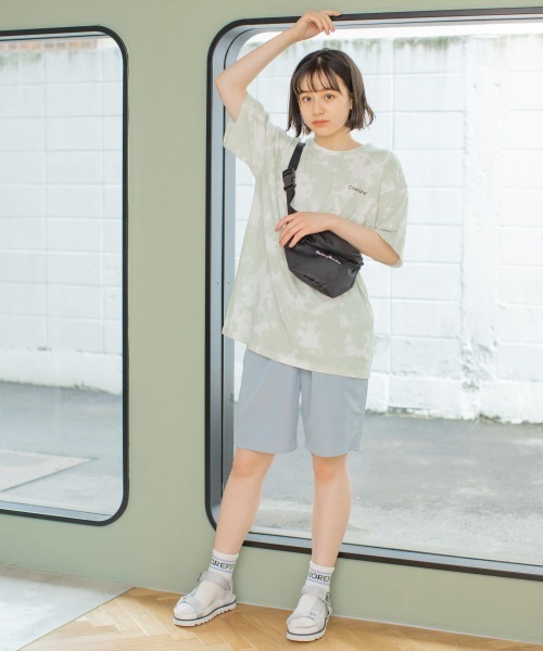 repipi armario(レピピ アルマリオ)の「リラックスバミューダパンツ(その他パンツ・キッズ・サックスブルー/ホワイト/ブラック・LARGE/SMALL/MEDIUM)」の4枚目の写真