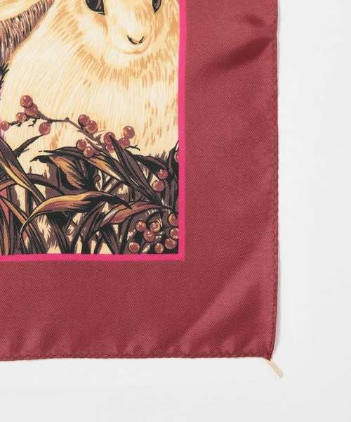 ROPE'（ロペ）の「リバイバル柄シルクスカーフ （Lサイズ）（バンダナ/スカーフ・レディース・ベージュ/ベージュ系その他/ワイン/ピンク系その他2・FREE）」の6枚目の写真