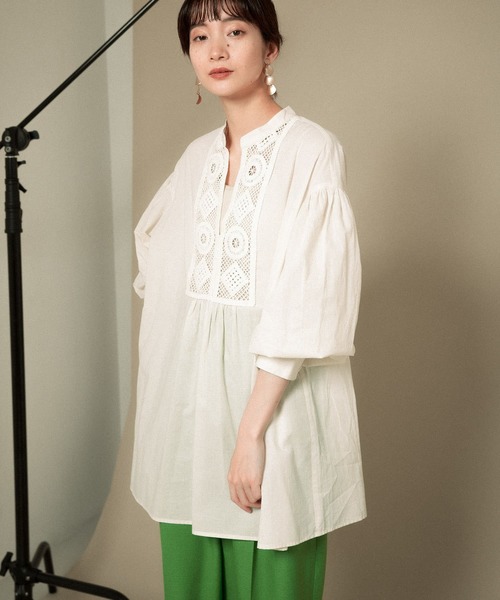 KBF(ケイビーエフ)の「クロシェドッキングブラウス(シャツ/ブラウス・レディース・アイボリー/オフホワイト/ブラック・ONE)」の21枚目の写真