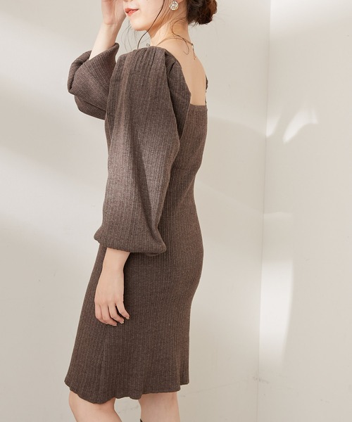 Chico(チコ)の「ボリューム袖リブスクエアミニワンピース(ワンピース・レディース・グレー/ブラック/ブラウン・FREE)」の22枚目の写真