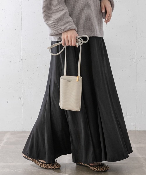 URBAN RESEARCH Sonny Label（アーバンリサーチサニーレーベル）の「マチ切り替えフレアスカート（スカート・レディース・ブラック/ブルー/グレー系その他・FREE）」の4枚目の写真