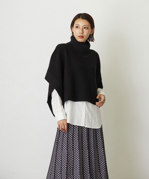 NICOLE white(ニコルホワイト)の「ニットベスト×スタンドシャツSET(アンサンブル・レディース・ブラック/ベージュ/パープル/グレー/サーモンピンク・FREE)」の2枚目の写真