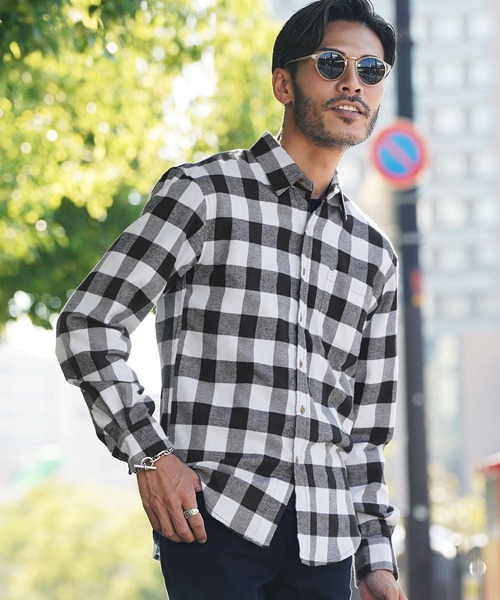jiggys shop(ジギーズショップ)の「長袖 チェック コットン ネルシャツ(シャツ/ブラウス・メンズ・ホワイト×ブラック/ブルー系その他3/ブルー系その他/レッド系その他/ネイビー×ホワイト/ホワイト系その他2/ホワイト×グレー/ホワイト系その他/レッド系その他3/ブラック×ホワイト/レッド系その他2/ベージュ系その他/イエロー系その他/ブルー系その他2/ブラック×グレー/グレー系その他/ブラウン系その他/ブルー系その他4/ブルー系その他5/ブルー系その他6/ブルー系その他7/グレー系その他2/ベージュ系その他2/レッド系その他4/ブラック系その他/ブラウン系その他2/グレー系その他3/グレー系その他4/ブルー系/ブルー系1・X-LARGE/XX-LARGE/MEDIUM/SMALL/LARGE)」の2枚目の写真