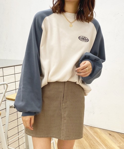 apres jour(アプレジュール)の「ラグラン袖ボリュームスウェット【ZOZOTOWN限定アイテム】(スウェット・レディース・ダークブルー/グリーン/ボルドー・フリー/X-LARGE)」の4枚目の写真