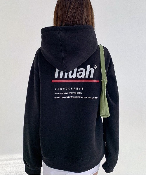muahmuah（ムーアムーア）の「WEB限定 muahmuah-ムアムア バックロゴプルパーカー【MUT21930】（パーカー・レディース・ホワイト/ブラック/ネイビー/グレー/カーキ/ラベンダー・FREE）」の3枚目の写真