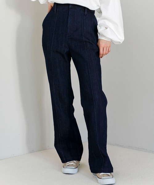 SLURR（スラ―）の「デニムフレアパンツ（デニムパンツ・レディース・インディゴブルー/ライトインディゴブルー・S/M）」の2枚目の写真