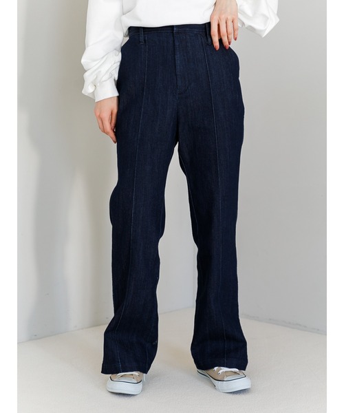 SLURR（スラ―）の「デニムフレアパンツ（デニムパンツ・レディース・インディゴブルー/ライトインディゴブルー・S/M）」の3枚目の写真