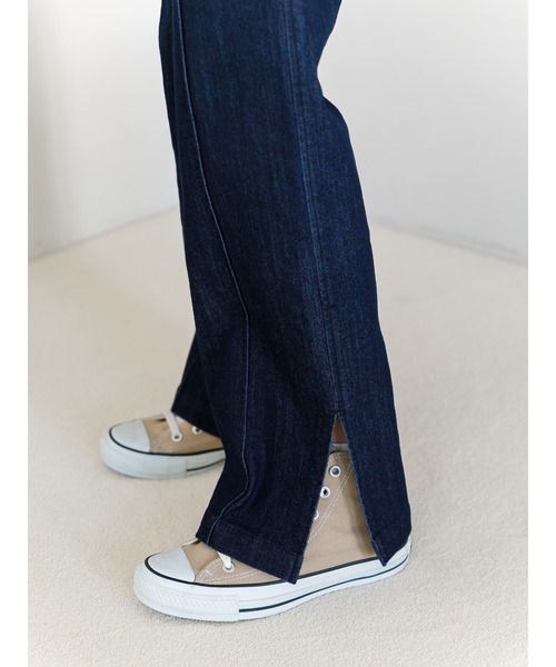 SLURR（スラ―）の「デニムフレアパンツ（デニムパンツ・レディース・インディゴブルー/ライトインディゴブルー・S/M）」の9枚目の写真