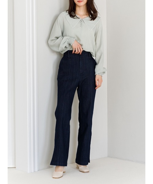 SLURR（スラ―）の「デニムフレアパンツ（デニムパンツ・レディース・インディゴブルー/ライトインディゴブルー・S/M）」の12枚目の写真