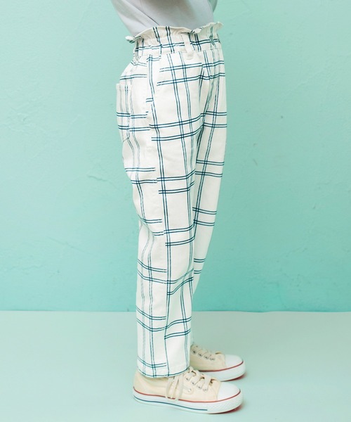 BRANSHES(ブランシェス)の「【マカロンパンツ】テーパードシルエットロングパンツ(チノパンツ・キッズ・ブラック/ネイビー/ピンク/ブルー/キナリ・110/150/130/120/90/140/100)」の18枚目の写真