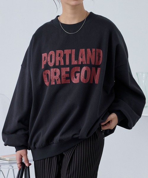 MONO-MART（モノマート）の「PARAMUS MINNESOTA LOGO CREW NECK SWEAT SHIRTS / パラマス ミネソタ アーチロゴ 配色刺繍 クルーネック スウェットシャツ（スウェット・レディース・ブルー/ブラック/パープル/ダークグリーン/ライトグレー/ライトグレー系/ブラック系1/ダークグリーン系/グレー系2/グレー/ライトグレー系1/ネイビー/ブラック系/ダークグリーン系2/ピンク/ライトグレー系2/ライトグレー系3/チャコールグレー/ダークグリーン系3/レッド/グレー系1/ネイビー系1/ライトグレー系4/ネイビー系2/ライトグレー系6/ライトグレー系5/ブラック系3/ブラック系2/ボルドー/ブラック系4/スミクロ/ブラウン/ライトグレー系8/ライトグレー系7/ライトグレー系9/レッド系/ブラック系5・FREE）」の8枚目の写真