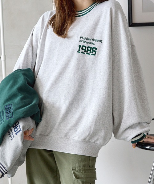 MONO-MART（モノマート）の「PARAMUS MINNESOTA LOGO CREW NECK SWEAT SHIRTS / パラマス ミネソタ アーチロゴ 配色刺繍 クルーネック スウェットシャツ（スウェット・レディース・ブルー/ブラック/パープル/ダークグリーン/ライトグレー/ライトグレー系/ブラック系1/ダークグリーン系/グレー系2/グレー/ライトグレー系1/ネイビー/ブラック系/ダークグリーン系2/ピンク/ライトグレー系2/ライトグレー系3/チャコールグレー/ダークグリーン系3/レッド/グレー系1/ネイビー系1/ライトグレー系4/ネイビー系2/ライトグレー系6/ライトグレー系5/ブラック系3/ブラック系2/ボルドー/ブラック系4/スミクロ/ブラウン/ライトグレー系8/ライトグレー系7/ライトグレー系9/レッド系/ブラック系5・FREE）」の14枚目の写真
