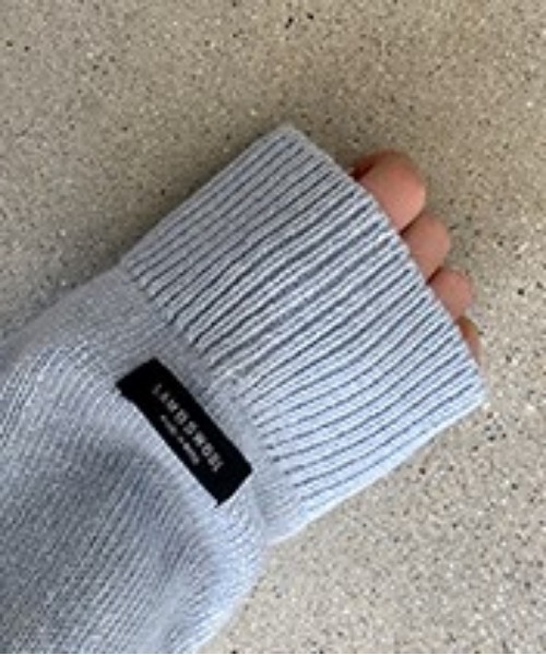 SONA（ソナ）の「SONA Vネッククロップニット（ニット/セーター・レディース・スカイブルー/パープル/グレー/ブルー/ライトグリーン/ライトピンク/ライトベージュ・FREE）」の21枚目の写真