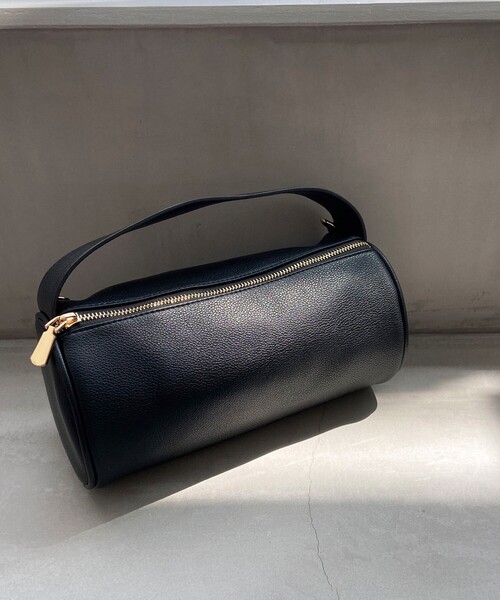 OPAQUE.CLIP(オペークドットクリップ)の「◆ロールボストン(ショルダーバッグ・レディース・ブラック/ダークグリーン・00)」の2枚目の写真