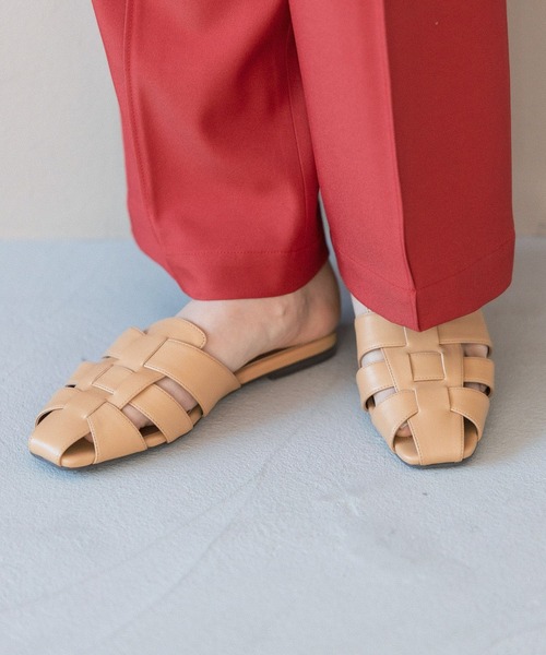 LEPSIM(レプシィム)の「グルカミュール 274199(サンダル・レディース・ブラック/ベージュ/アイボリー・LARGE/MEDIUM)」の12枚目の写真