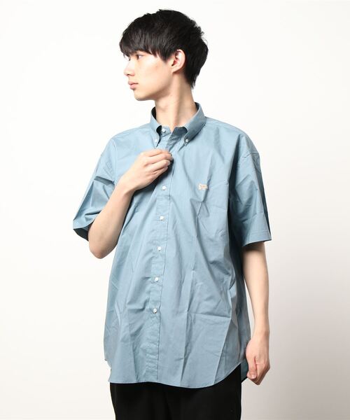 SCYE BASICS(サイベーシックス)の「SCYE BASICS | 〈別注〉ボタンダウン半袖シャツ MEN(シャツ/ブラウス・メンズ・オフホワイト/ベージュ/ブルー・36/38/40)」の6枚目の写真