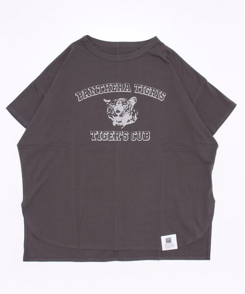 COTORICA(コトリカ)の「ヴィンテージ風プリントTシャツ(Tシャツ/カットソー・レディース・チャコールグレー/グレー/オフホワイト/マスタード・FREE)」の2枚目の写真