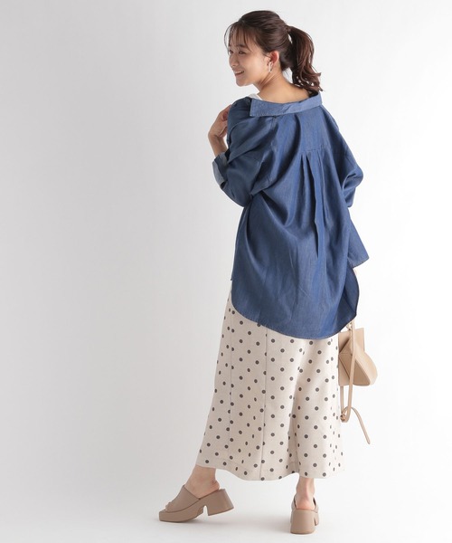 Andemiu（アンデミュウ）の「テンセルデニムシャツ297248（シャツ/ブラウス・レディース・ブルー/ネイビー・FREE）」の6枚目の写真
