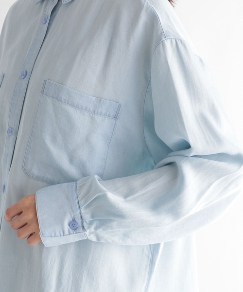 Andemiu（アンデミュウ）の「テンセルデニムシャツ297248（シャツ/ブラウス・レディース・ブルー/ネイビー・FREE）」の15枚目の写真